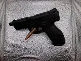 HECKLER & KOCH VP40 .40 S&W - 1 of 3