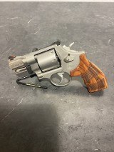 SMITH & WESSON 627-5 .357 MAG