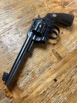 COLT Officers Model Heavy Barrel .38 SPL - 1 of 3