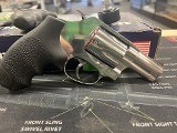 SMITH & WESSON 60 .357 MAG