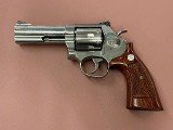 SMITH & WESSON 686-6 .357 MAG - 1 of 3