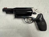 TAURUS JUDGE .45 LC/.410 GA - 2 of 3