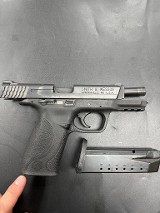 SMITH & WESSON M&P40 .40 S&W - 2 of 3