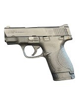 SMITH & WESSON M&P 40 shield .40 S&W - 1 of 2