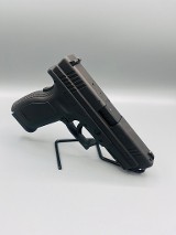 SPRINGFIELD ARMORY XD-40 .40 S&W - 2 of 3