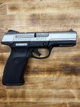 RUGER SR9 (2 MAGS) and holster 9MM LUGER (9x19 PARA) - 2 of 3