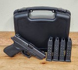 GLOCK G23 GEN 4 .40 S&W - 1 of 3