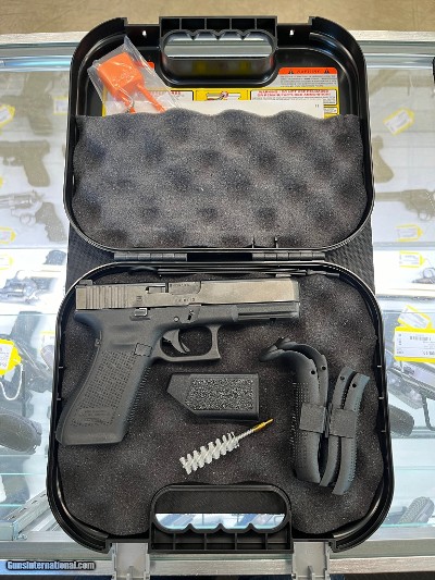GLOCK 17 GEN 5 9MM LUGER (9x19 PARA)