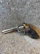 SMITH & WESSON 686-5 .357 MAG - 3 of 3