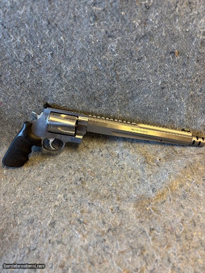 SMITH & WESSON 460XVR .460 S&W MAGNUM