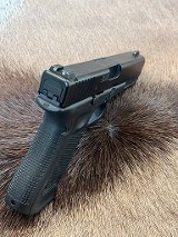 GLOCK 17 GEN 5 9MM LUGER (9x19 PARA) - 3 of 3