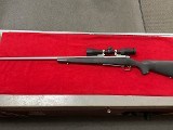 WINCHESTER 70 classic stainless .300 WIN MAG - 1 of 3