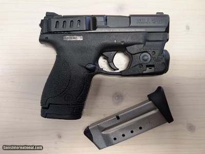 SMITH & WESSON M&P 40 .40 S&W