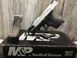 SMITH & WESSON M & P 9 Shield 9MM LUGER (9x19 PARA) - 1 of 3