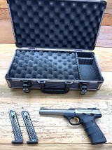 BROWNING BUCK MARK .22 LR - 1 of 3