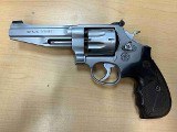SMITH & WESSON 627 PERFORMANCE .357 MAG - 2 of 3