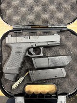 GLOCK G19 GEN 4 9MM LUGER (9X19 PARA) - 1 of 3