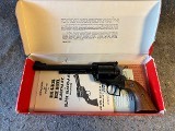 RUGER NEW MODEL SUPER BLACKHAWK .44 MAGNUM - 1 of 3