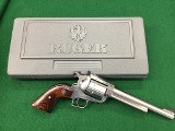 RUGER NEW MODEL SUPER BLACKHAWK .44 MAGNUM - 1 of 3