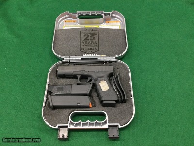 GLOCK 17 25th Anniversary 9MM LUGER (9x19 PARA)