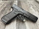 GLOCK 17 GEN 5 9MM LUGER (9X19 PARA) - 2 of 3