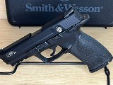 SMITH & WESSON M&P22 12 ROUND THREADED BARREL .22 LR - 2 of 3