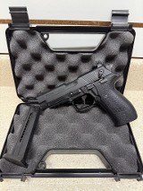 SIG SAUER Mosquito .22 LR - 1 of 3