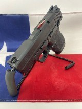 SMITH & WESSON M & P 9 Shield 9MM LUGER (9x19 PARA) - 3 of 3