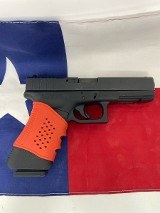 GLOCK 17 Gen 3 9MM LUGER (9x19 PARA) - 2 of 3