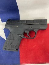 SMITH & WESSON M&P 40 SHIELD .40 S&W - 2 of 3
