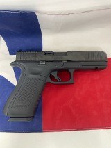 GLOCK G22 GEN 5 MOS .40 S&W - 2 of 3