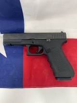 GLOCK G17 GEN 4 9MM LUGER (9x19 PARA) - 1 of 3