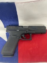 GLOCK 17 GEN 5 9MM LUGER (9x19 PARA) - 2 of 3