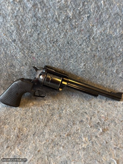 RUGER NEW MODEL SUPER BLACKHAWK .44 MAGNUM