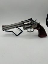 SMITH & WESSON 686-3 .357 MAG - 1 of 3