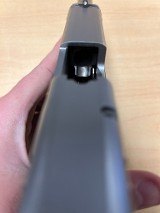 SMITH & WESSON SD40 VE .40 S&W - 3 of 3