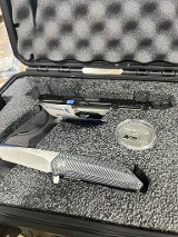 SMITH & WESSON Spec Series V M&P 9 Metal HD 9MM LUGER (9x19 PARA) - 1 of 3