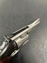 SMITH & WESSON 657 .41 REM MAG - 2 of 3