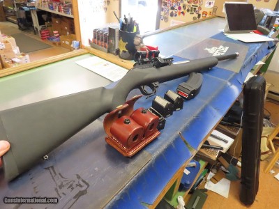 MAGNUM RESEARCH MLR-1722M .22 WMR