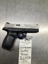 SMITH & WESSON sw9v 9MM LUGER (9x19 PARA) - 2 of 2