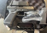 GLOCK G23 GEN 5 .40 S&W - 2 of 2