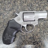 TAURUS 85 .38 SPL - 2 of 2