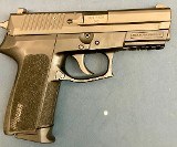 SIG SAUER SP2022 9MM LUGER (9x19 PARA) - 2 of 3