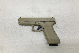 Glock 17 Gen 3 9MM LUGER (9X19 PARA) - 2 of 3