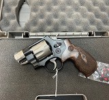 SMITH & WESSON 327 PERFORMANCE .357 MAG - 2 of 3