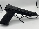 HECKLER & KOCH USP V1 Elite .45 ACP - 2 of 3