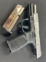 SMITH & WESSON SD9 2.0 9MM LUGER (9x19 PARA) - 1 of 3