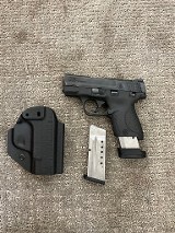 SMITH & WESSON M&P 9 SHIELD 9MM LUGER (9x19 PARA) - 1 of 3