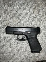 GLOCK 19 GEN 5 9MM LUGER (9x19 PARA) - 2 of 3