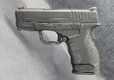 SPRINGFIELD ARMORY XDS .40 S&W - 1 of 3